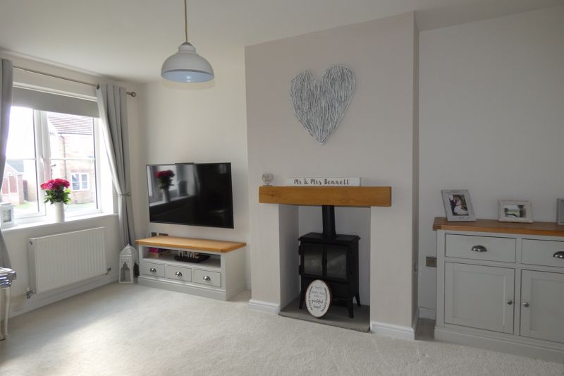 Lounge- click for photo gallery